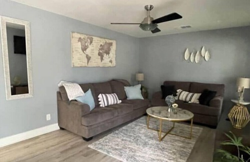 Parker Lane Casa | Cozy 3 Bedroom Home