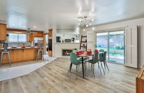 West Hills Casa | Cozy 3 bedroom home Ideal for Travel professional in delightful woodland hiils