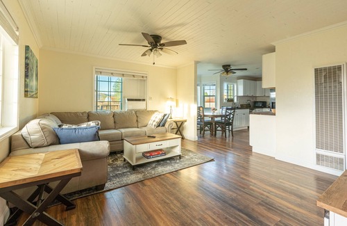 Golden Hills Casa | Cozy 3 Bedroom Home