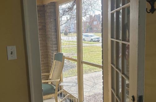 Lakewood Casa | Cozy 3-bedroom home within walking distance of Lakewood Park's Solstice Steps