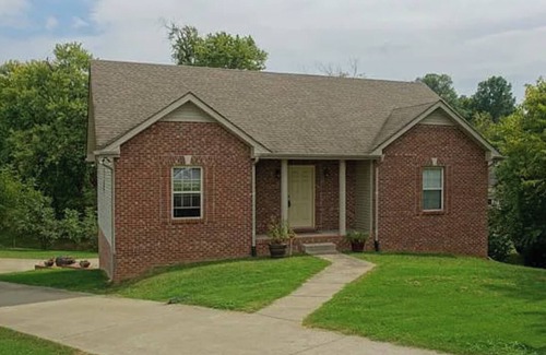 Clarksville Casa | Cozy 3-bedroom house located near downtown Clarksville