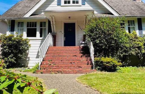 Dunbar Apartamento | Cozy 3 bedroom house in Vancouver to stay