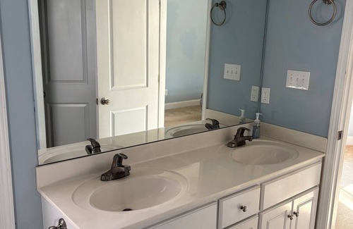 Thomson Casa | Cozy 3-bedroom house in nice country club community.Perfect for Masters