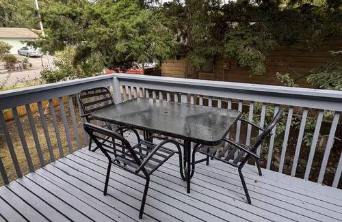 North Creek Casa | Cozy 3-bedroom Pet Friendly house in delightful Bothell with AC, WiFi