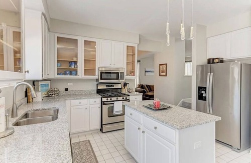 Plainfield Casa | Cozy 3-Bedroom Plainfield Getaway with Refreshing AC