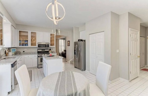 Plainfield Casa | Cozy 3-Bedroom Plainfield Getaway with Refreshing AC
