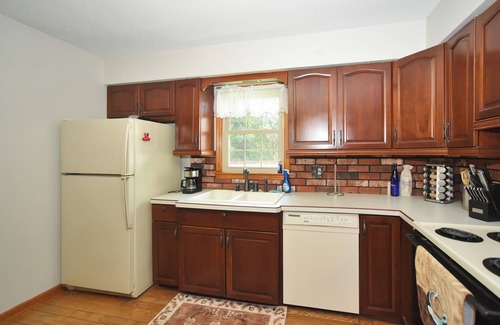 Saratoga Springs Casa | Cozy 3-Bedroom Home with a Pool in Saratoga Springs