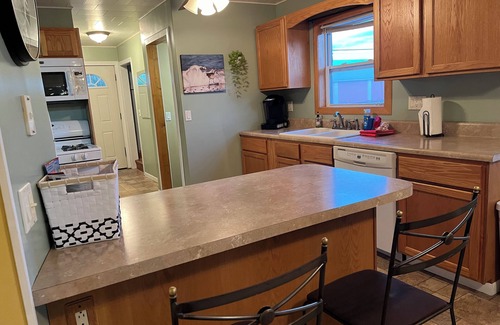 Rogers City Casa | Cozy 3-bedroom vacation home just steps to Lake Huron
