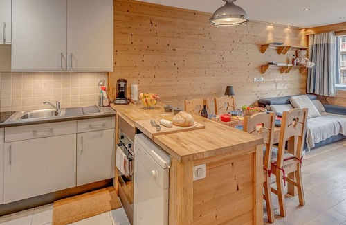 Les Almes Apartamento | Apartamento acogedor en Tignes para 6 personas con balcón, cerca de pistas y centro