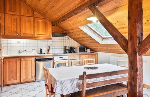 Saint-Chaffrey Apartamento | Amplio apartamento 6-7 personas con piscina, chimenea y cerca de pistas