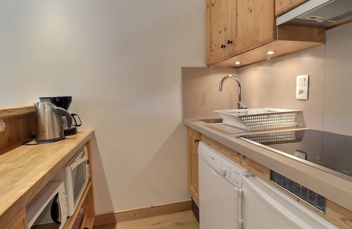 Meribel-Mottaret Apartamento | Cómodo apartamento con chimenea, 3 habitaciones y WiFi gratuito