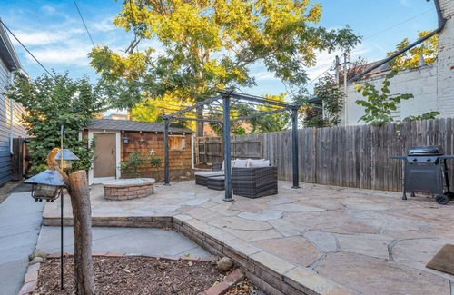 Speer Casa | Cozy 3BD Retreat w/ Free Parking