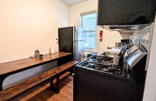 North Ironbound Casa | Cozy 3BR/2BA | 7Min > EWR | 20-40Min > NYC