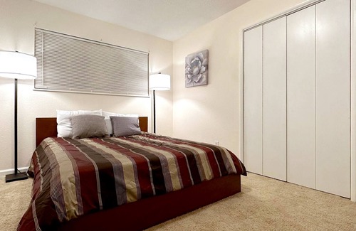 Everett Casa | Cozy 3BR 2BA House in Everett, with All the Amenities