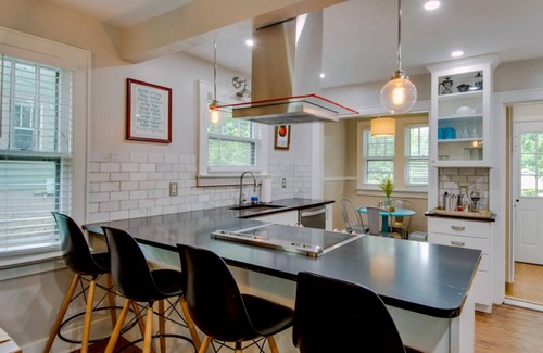 Shelby Hills Cabaña | Cozy 3BR Cottage: Ideal for All in Vibrant East Nashville