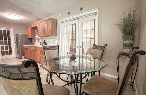 Port Malabar Casa | Cozy 3BR Family Home w/Office, Full Kitchen & Peaceful Vibe