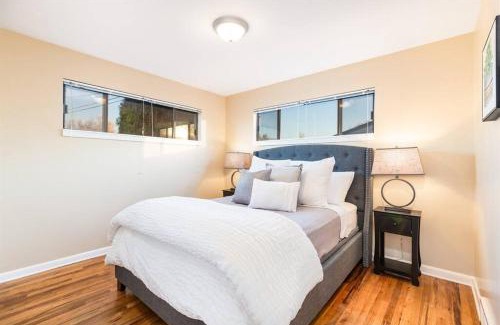 Murray Casa | Cozy-3br-getaway-pets Allowed-nea
