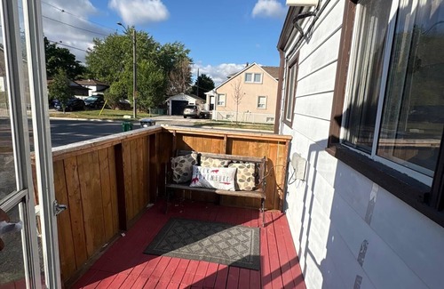 Malton Casa | Cozy 3BR Home near Airport & Transit!
