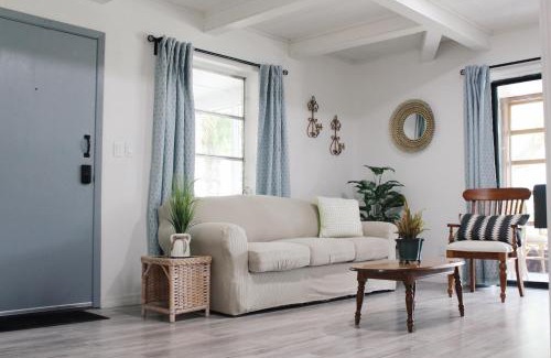 Spring Hill Casa | Cozy 3BR Home near Weeki Wachee