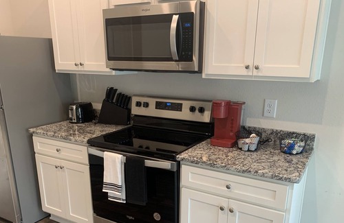 Greensboro Casa | Cozy 3BR House 15mins to A&T, UNCG, Cone Hospital