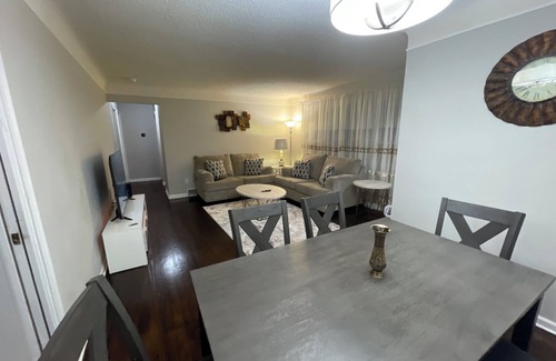 Livonia Casa | Cozy 3BR Ranch with Park & Tennis Court, Free Wi-Fi!