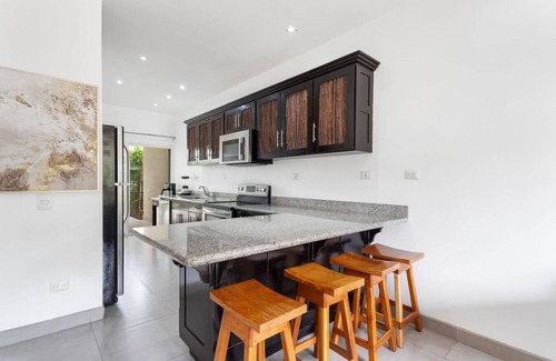 Villarreal Casa | Cozy 3BR Townhouse Near Tamarindo-2 Pools,Gym&More