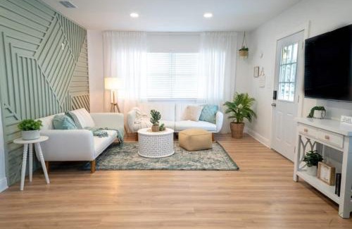 East Tampa Casa | Cozy 3br With Patio & Yard Near Ybor City