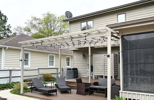 Bethany Beach Cabaña | Cozy 4 bed Beach Cottage near Bethany Beach! Wifi Available, Beach Town, Trolley, Shopping and more!