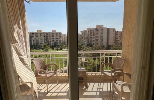 Madinaty Apartamento | Cozy 4-bedroom apartment newly furnished in beautiful Madinaty with WiFi, AC