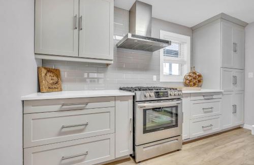 Cornwall Casa | Cozy 4 Bedroom Home in Cornwall