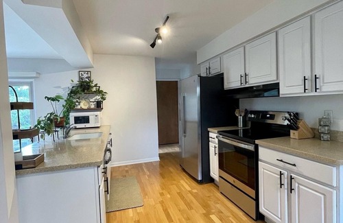 Plymouth Casa | Cozy 4 bedroom home with hot tub