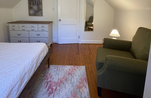 Fleet Casa | Cozy 4-bedroom house in Norfolk Riverfront Neighborhood