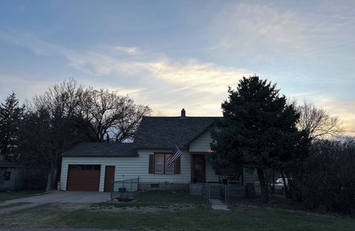 Rushville Casa | Cozy 4-bedroom house with WiFi and AC in Pleasant Rushville