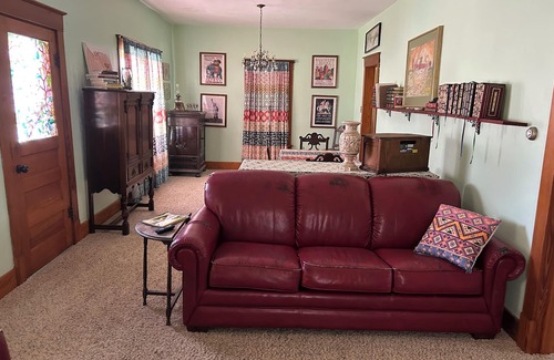 Rushville Casa | Cozy 4-bedroom house with WiFi and AC in Pleasant Rushville