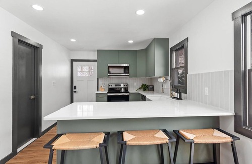 Jewett Cabina | Cozy 4-Bedroom Modern Mountaintop Retreat in Jewett