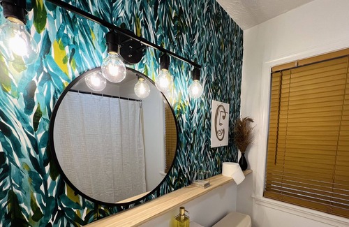 East Stroudsburg Cabaña | Cozy 4-bedroom home for a relaxing getaway!