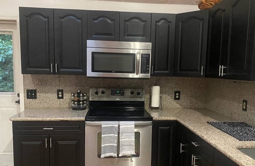 East Stroudsburg Cabaña | Cozy 4-bedroom home for a relaxing getaway!