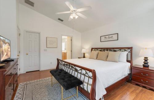West Haven Casa | Cozy 4 Bedrooms Next to DisneyPrivate Pool