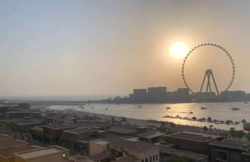 Al Rigga Apartamento | Cozy 4 BHK Apartment in Dubai