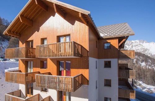 Puy-Saint-Vincent Apartamento | Apartamento acogedor de 4 piezas con balcones, parking incluido, Puy-Saint-Vincent