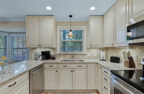 Cary Casa | Cozy 4bd Home - NC State & Airport nearby - BBQ