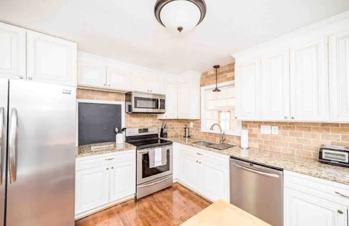 Lynchburg Casa | Cozy 5-bedroom house; full of amenities and more