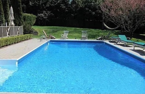 Wainscott Woods Casa | Cozy 5 Bedroom With Wi-fi And Air Condition