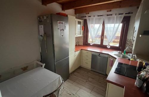 Drienovska Nova Ves Casa | Cozy 5 room house