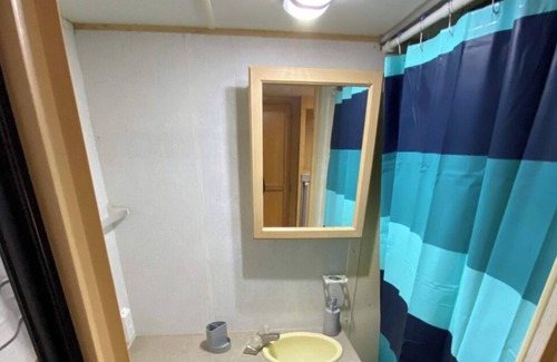 Columbus Alquiler De RV | Cozy 5th Wheel Camper on a Wooded Site! Close to everything!