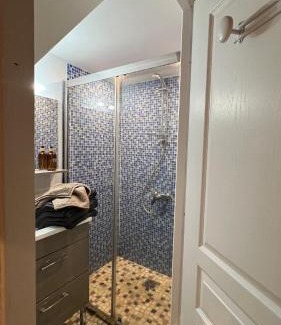 Pierrelatte Apartamento | Cozy 60M T4 duplex avec terrasse rooftop