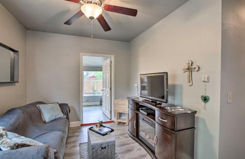 Atascadero Casa | Cozy Abode with Patio, 16 Mi to San Luis Obispo