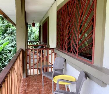 Quepos Apartamento | Cozy AC EcoCondo 4 with Pool Wildlife Visits