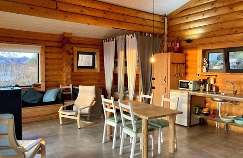Molares Chalet De Esquí | Cozy accommodation with hot tub with panoramic views of mountain and valley