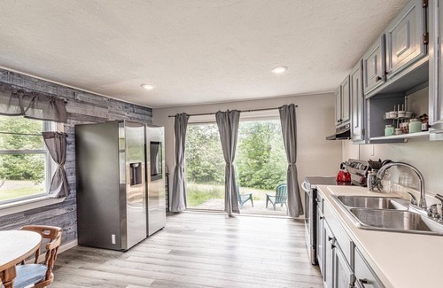 Ticonderoga Casa | Cozy Adirondack Loft Near Lake Champlain & George, Hiking and Historical Sites